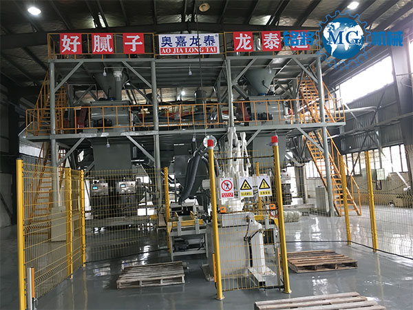 開一家膩?zhàn)臃蹚S需要投資多少錢？